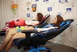 双胞胎网红吃瓜,吃瓜背后的故事与真相